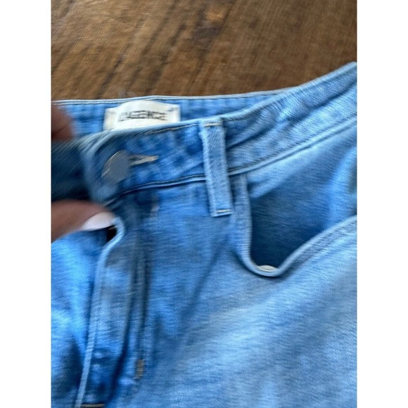 L'Agence Cicely High Rise Bermuda Jean Short for Women's Size 26 I0318 - Picture 5 of 9